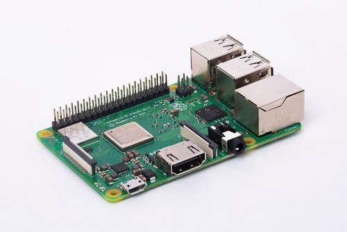 RASPBERRY Pi 3 Model B+ - AGEMcz