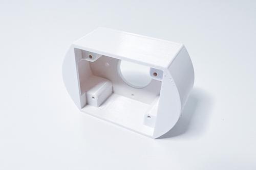 TP-LINK držák s kabelovou krytkou pro kamery VIGI C540V na stěnu nebo strop, bílý - AGEMcz
